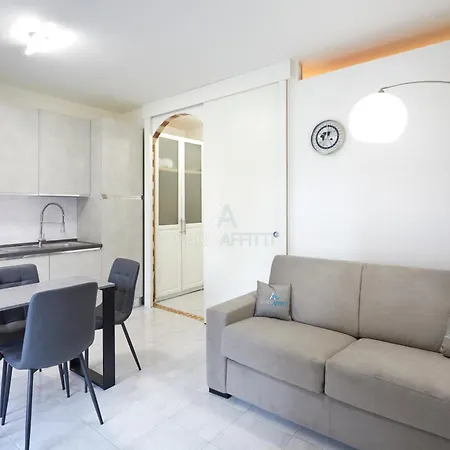 Sunshine - 350m Dal Con Piscina דירה *