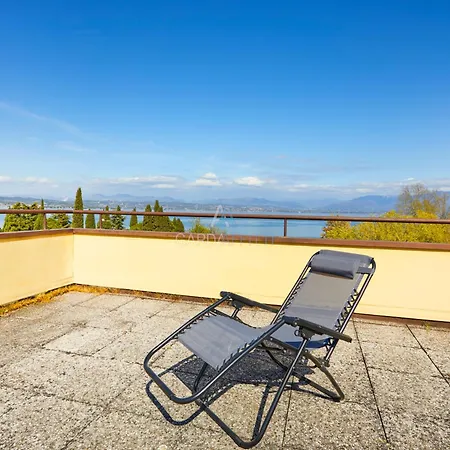 Sunshine - 350m Dal Con Piscina דירה דסנזאנו דל גארדה